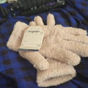 Snugadoo Plush Fleece Gloves - Light Pink